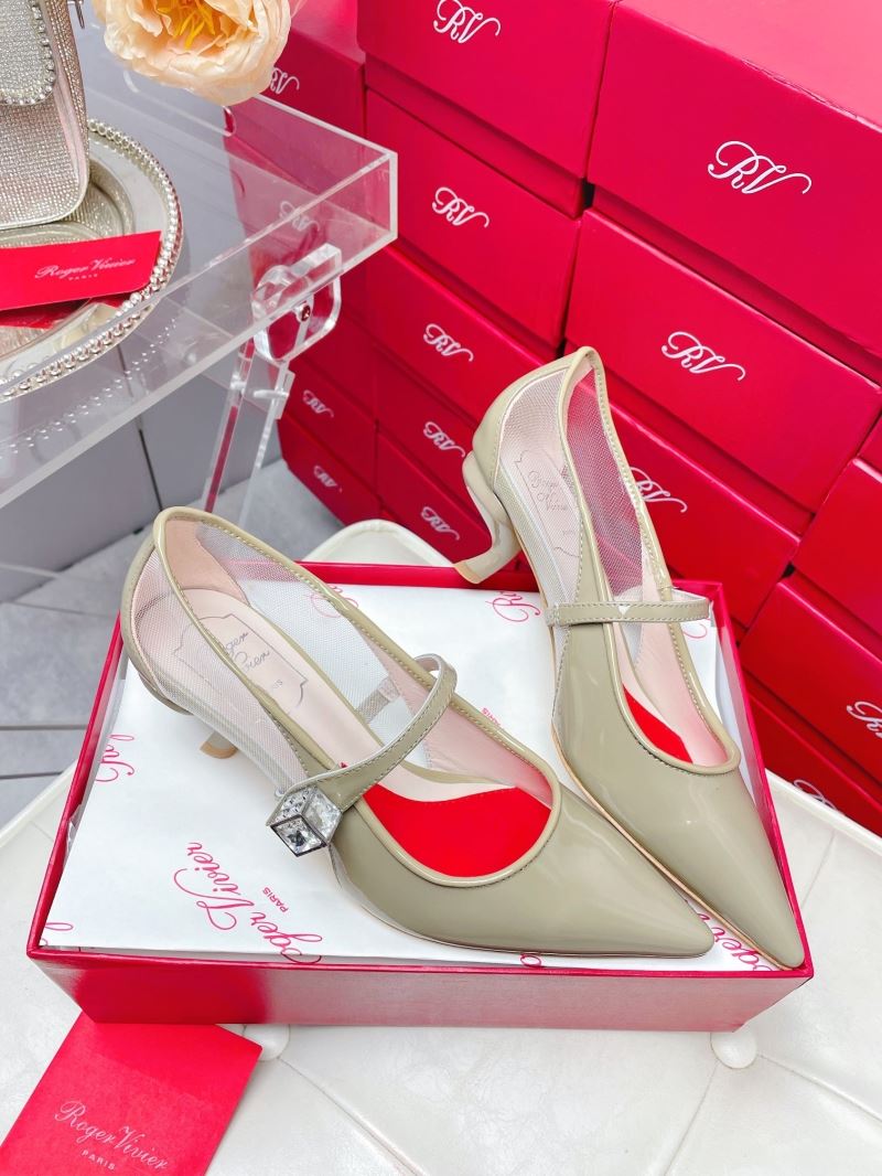 Roger Vivier flat shoes